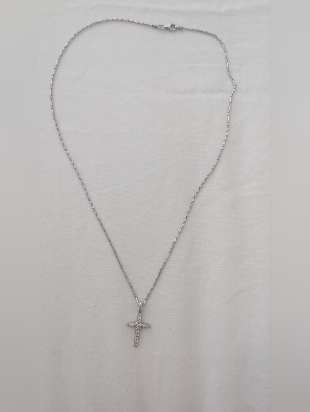 Vintage Real Silver EMC S925 Made In Italy Cross Pendant Necklace Diamonds - Picture 2 of 7